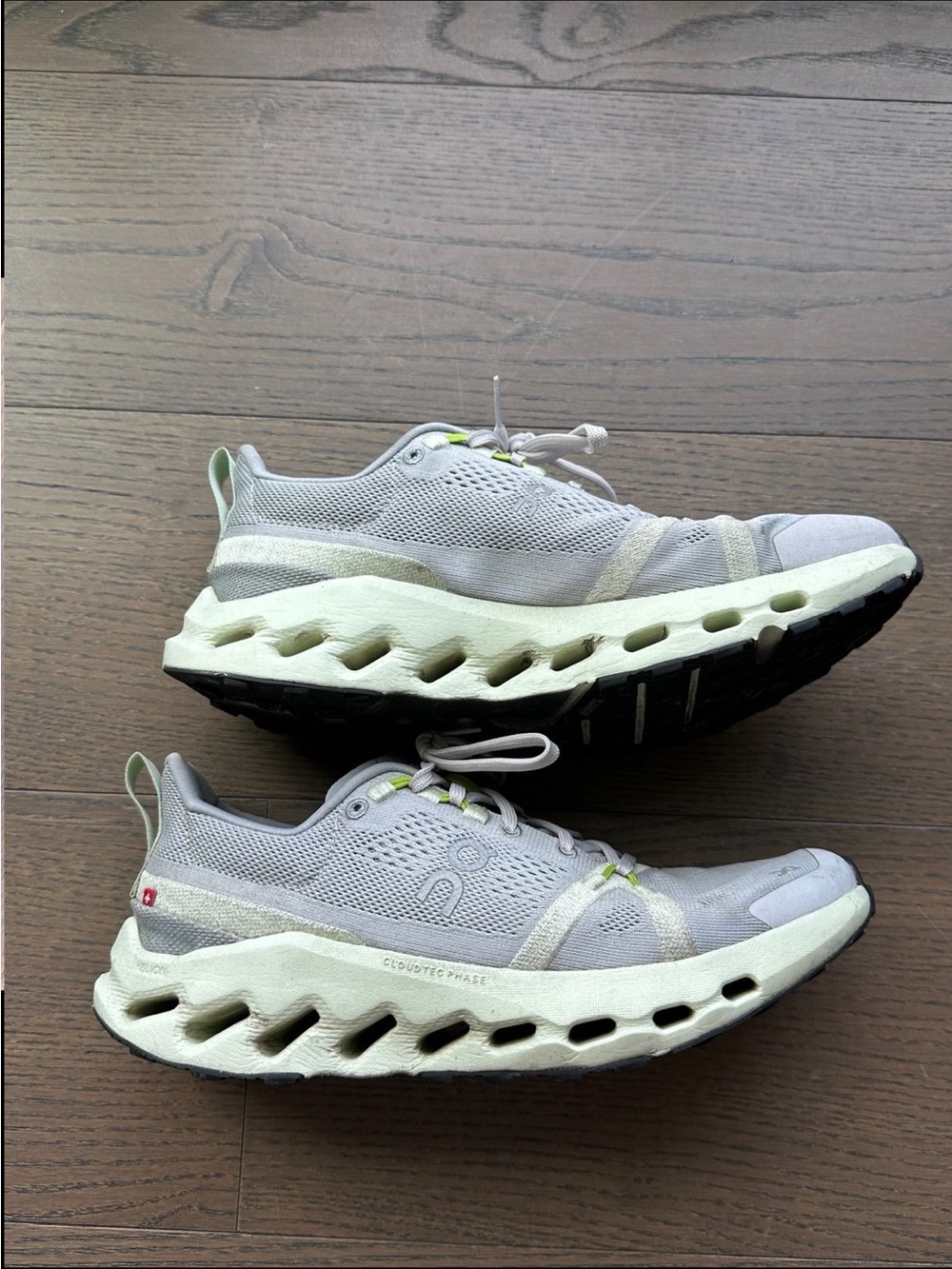 Oncloud Trail Running Sneakers in Light Gray with green sole